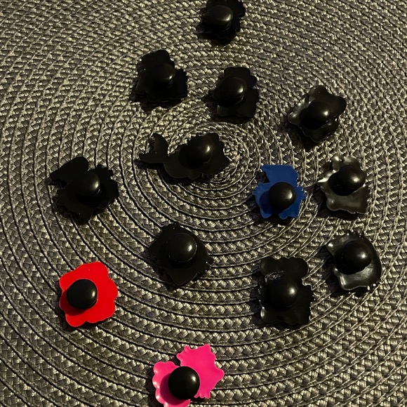 13pcs Hello Kitty Sanrio Croc Charms - Picture 5 of 5